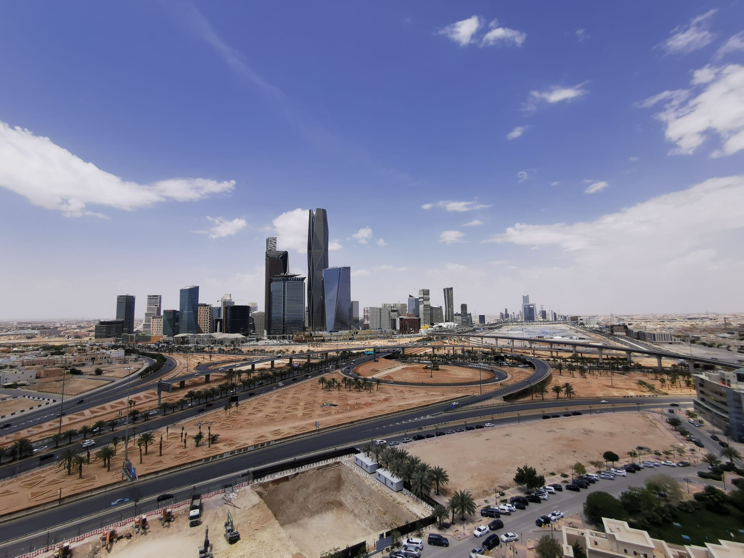 لنناقش مشروعك